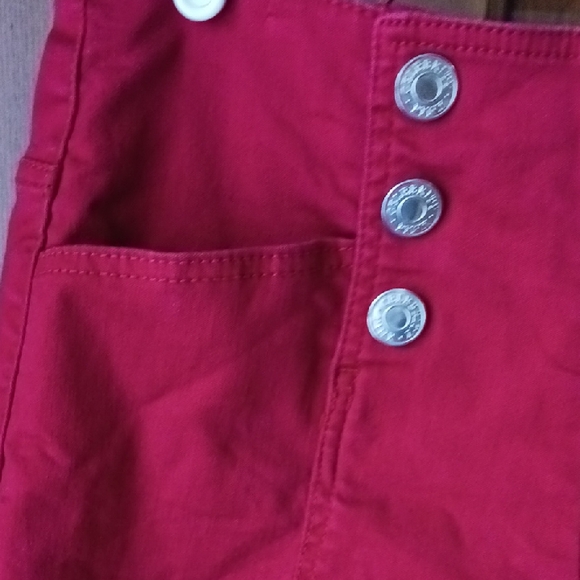 Celebrity Pink- Red High-Waist Button Front Shorts - Picture 4 of 12